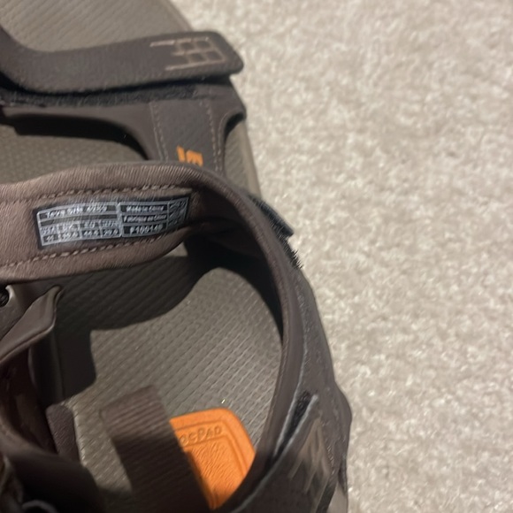 Treva Sandler 11 adjustable hiking sandals